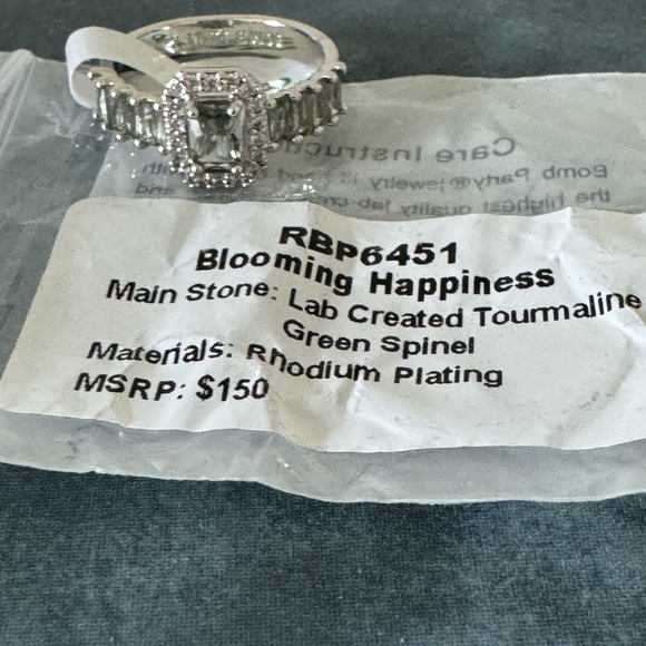 Bomb Party Ring Blooming Happiness - Picture 3 of 3